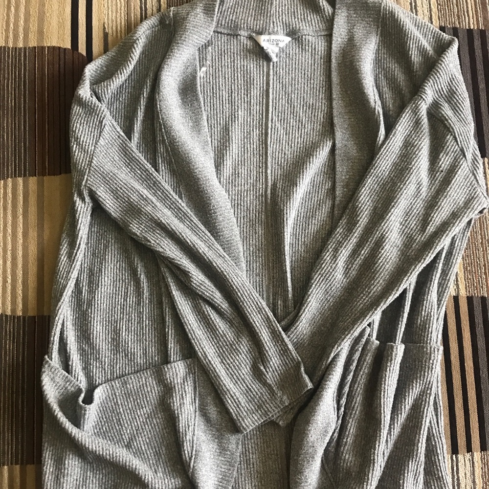 Grey cardigan